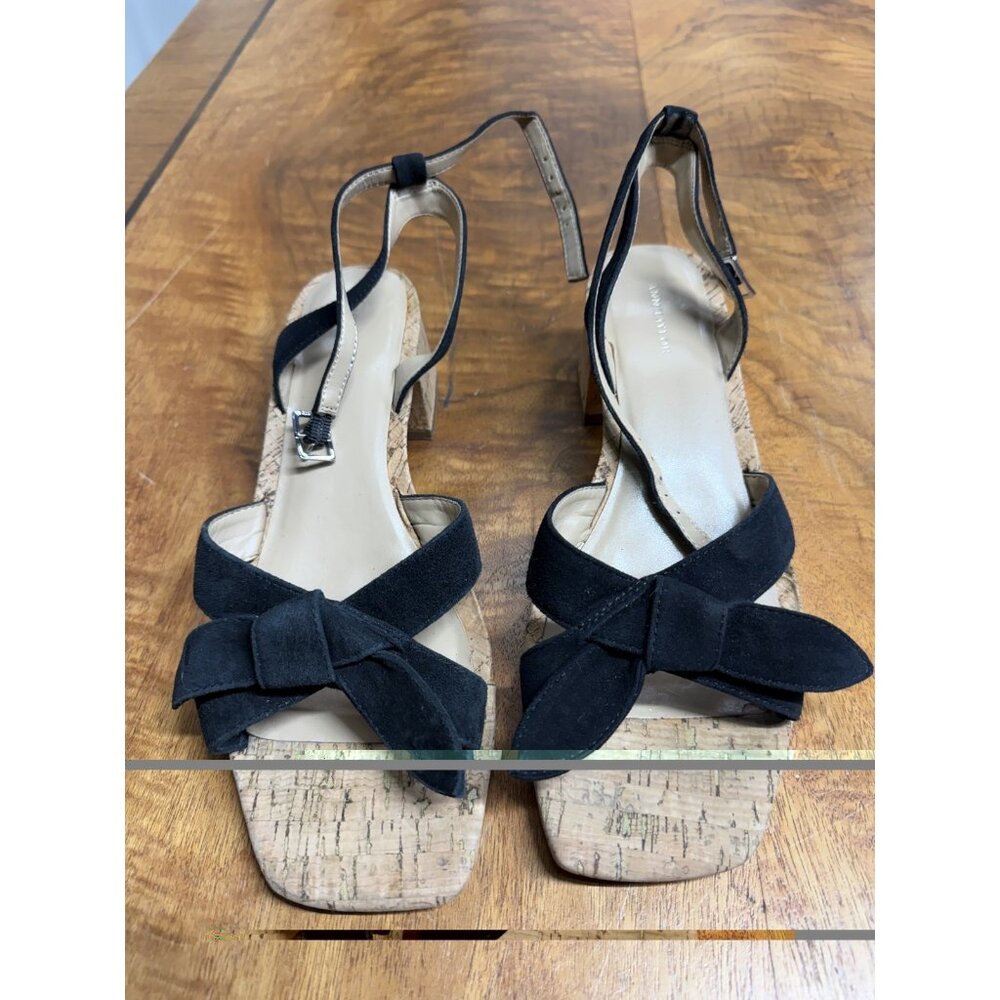 Ann Taylor Women`s 8.5 Black Suede Bow Square Toe Slingback Sandals Block Heel